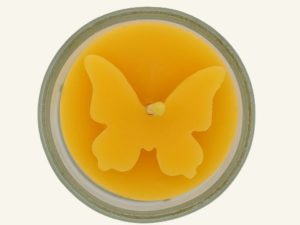 Teelicht Schmetterling. Bienenwachsteelicht Schmetterling. Handgegossenes Bienenwachsteelicht mit Schmetterlingsmotiv